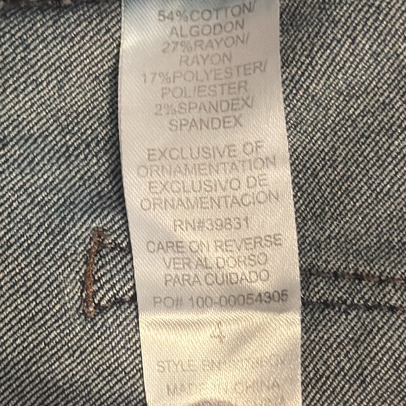 Democracy Jeans - Picture 4 of 7